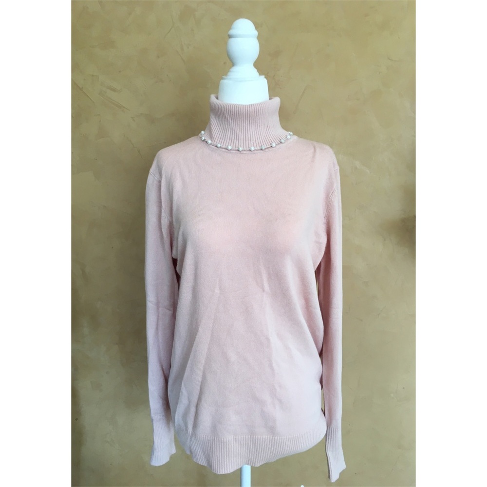 💕✨Joseph A - Baby Pink Turtleneck✨💕